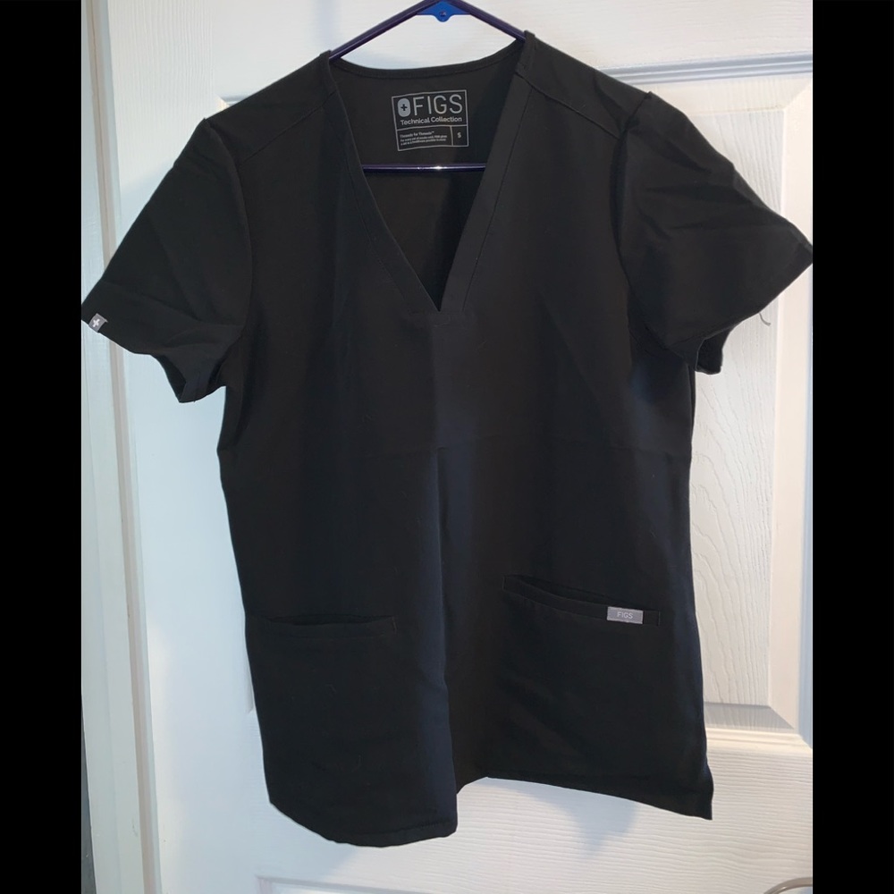Figs Scrub Top